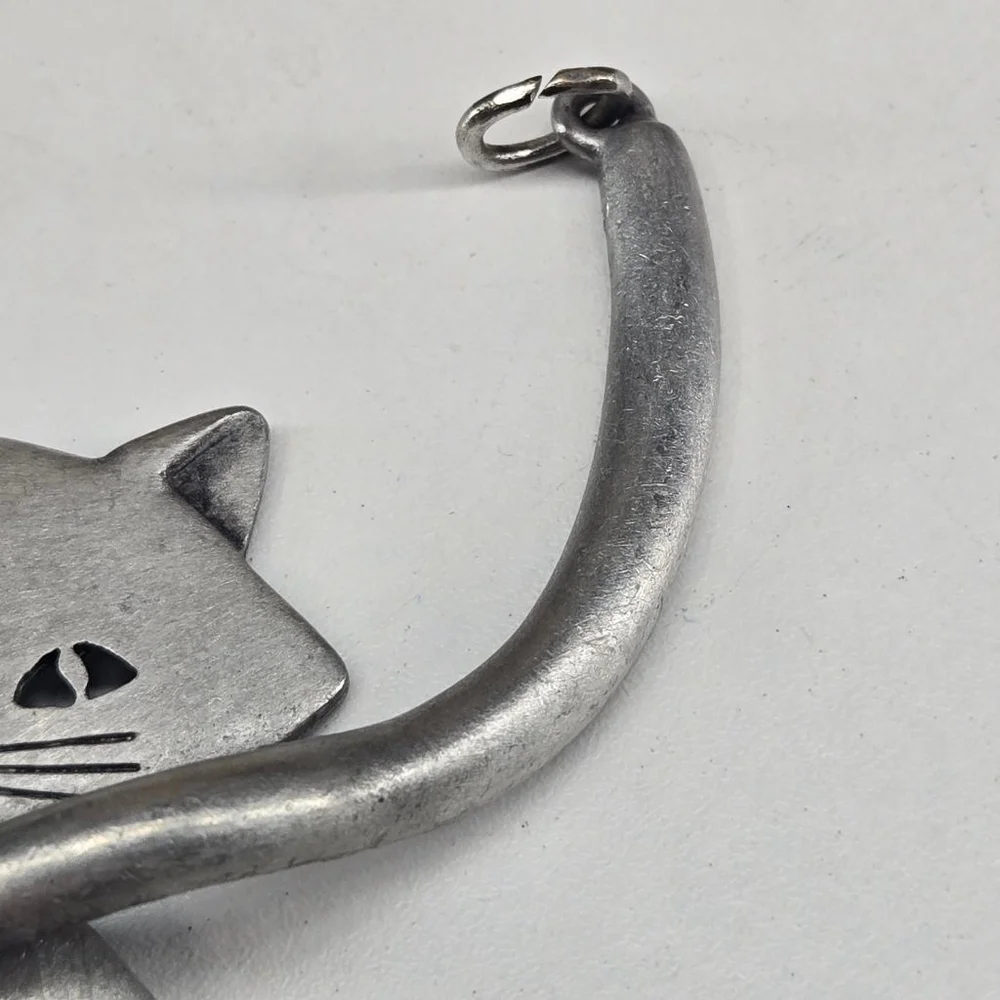 JJ Jonette Brooch Silver Tone Kitty Cat Articulated Large Pin Collectible